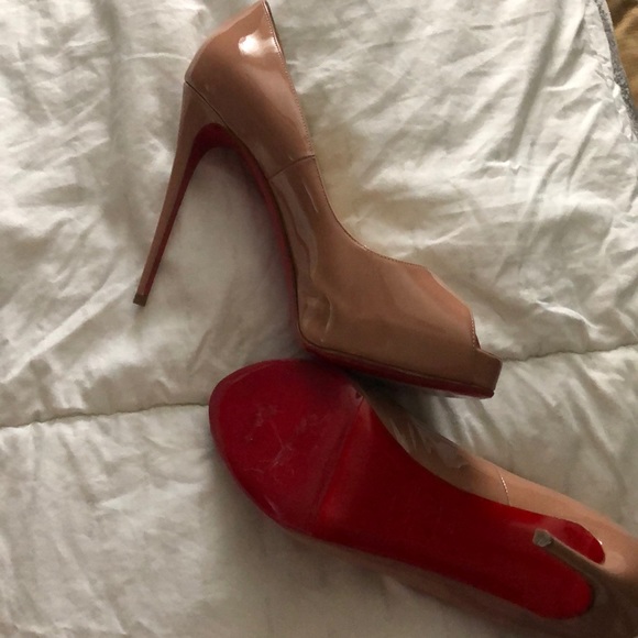 🖕🏽poshmark they kept my authentic shoes - Picture 6 of 6